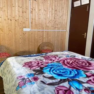 Corner Homestay by The Pine Cones - Darjeeling - 1