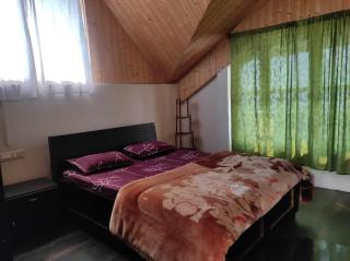 Corner Homestay by The Pine Cones - Darjeeling - 2