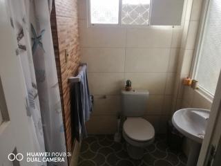 Comoda suite con hermosa vista de la ciudad y parqueo gratuito - Cochabamba - 3