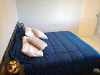 Comoda suite con hermosa vista de la ciudad y parqueo gratuito - Cochabamba - 2