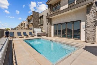 Coral Rock Vista townhouse - 4
