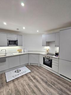 Modern Apartment by Leeds Arena & Uni - Central Station - 8