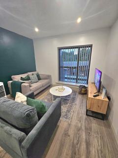Modern Apartment by Leeds Arena & Uni - Central Station - 9