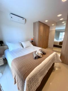 Apto com jardim e piscina da Barra da Tijuca - RJ - 0