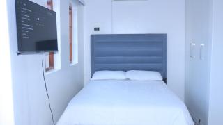 Lobone's Apartments - - 7