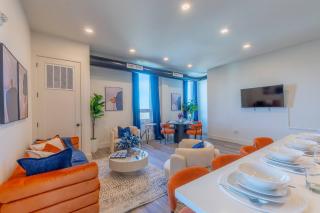 Vibrant Visit 4BR, 4bath, Park 2cars FREE| 20% OFF - 0