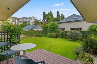 Harbour View Motel and Waterfront Apartments - Tauranga - 2