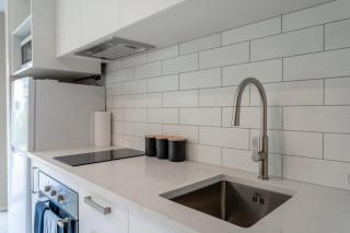 Harbour View Motel and Waterfront Apartments - Tauranga - 1