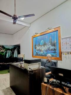 HOTEL P-V-R Palace Guest House Near RailWay Station - Parking And Wifi Facilities - Fully Air Conditioning Guest House Bhubneswar - Bhubaneshwar - 1