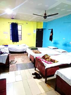 HOTEL P-V-R Palace Guest House Near RailWay Station - Parking And Wifi Facilities - Fully Air Conditioning Guest House Bhubneswar - Bhubaneshwar - 8