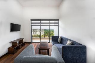 Golf Course Retreat - Pool,Parking,Wi-fi & Sunset - Gonapola - 3