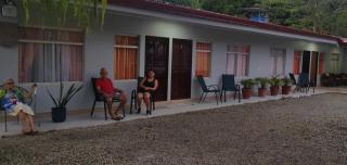 Cabinas Doña Alicia - Quepos - 3