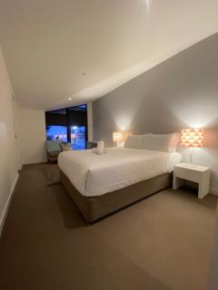 St Falls Penthouse Apartment E602 - 2