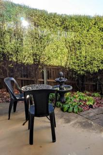 West Hobart studio - - 7