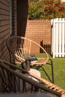 Central Cosy Townhouse and Parking - Launceston - 3