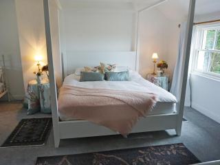 Garden House - 2