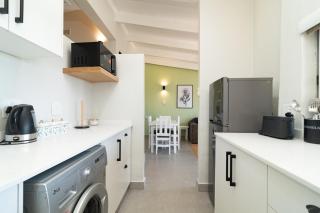 Ballito Bliss Chalet at Chaka's Rock Chalets 9 - Ballito - 5