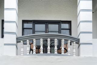 Wink 3 Patong Beach Phuket sleep 8 - 8