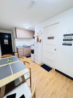 Davao 1BR Condo for 4 with Pool Near SM Lanang and Airport - Davao - 8