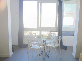 Spacious & Near the Subway - Amadora - 3