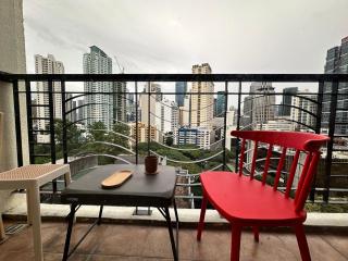 Central Stay w King bed near Greenbelt 55-In TV - Manila - 5