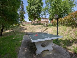 Peccioli Family Retreat w Fun - 4