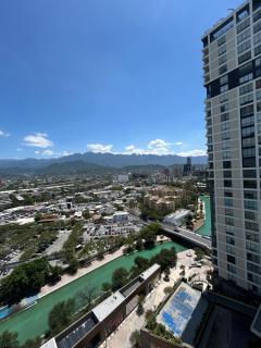 Lux Loft Apt Rio Santa Lucia King size, Swim Pool, Free Parking, Gym, Kids Club - Monterrey - 4