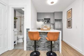 Group Stay 4BR2&BA Walk to UH Sleeps 12 - Houston - 7
