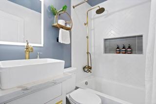 Group Stay 4BR2&BA Walk to UH Sleeps 12 - Houston - 5