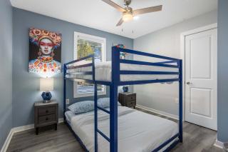 3BR Combo Sleeps 10 Fast Wi-Fi Central - Houston - 7