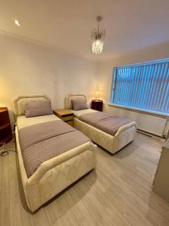 Twin room Selborne - Dudley - 4