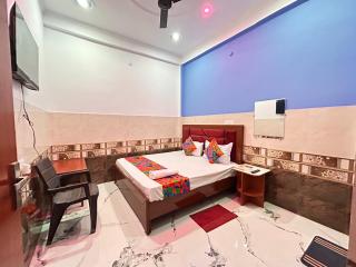 Hotel S!ya Ram Ayodhya Near Ram Janam Bhoomi & Temple - fully Air Conditioned hotel at Prime Location - Parking-Wi-Fi -Lift Facilities - Best Hotel In Ayodhya - Ayodhya - 3