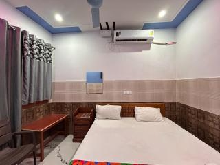 Hotel S!ya Ram Ayodhya Near Ram Janam Bhoomi & Temple - fully Air Conditioned hotel at Prime Location - Parking-Wi-Fi -Lift Facilities - Best Hotel In Ayodhya - Ayodhya - 2