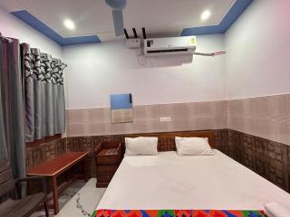 Hotel S!ya Ram Ayodhya Near Ram Janam Bhoomi & Temple - fully Air Conditioned hotel at Prime Location - Parking-Wi-Fi -Lift Facilities - Best Hotel In Ayodhya - Ayodhya - 9