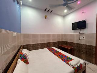 Hotel S!ya Ram Ayodhya Near Ram Janam Bhoomi & Temple - fully Air Conditioned hotel at Prime Location - Parking-Wi-Fi -Lift Facilities - Best Hotel In Ayodhya - Ayodhya - 2
