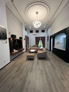 Eiffel Villa Homestay - Simpang Empat - 0