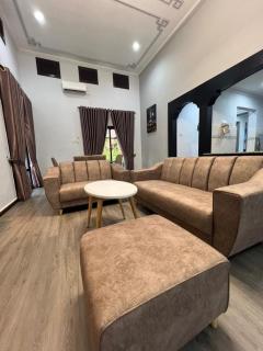 Eiffel Villa Homestay - Simpang Empat - 2