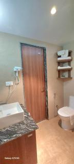 Royal Tiger Luxury Resort - Sauraha - 2