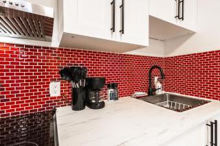Unique Suite in Historic Ramsay By Stampede - Calgary - 9