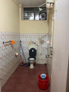 Bright & Breezy 2-Bedroom Centrally Located Home - Jāmb - 6