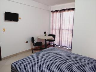 Hermoso y cómodo departamento de 2 habitaciones, sala de estar, cocina y 2 baños - Cochabamba - 6