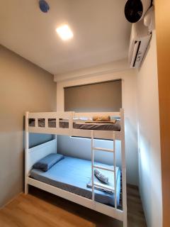 Kenny Hill 4Bedroom 8Pax by LuxeHomeStay - Kuching - 2