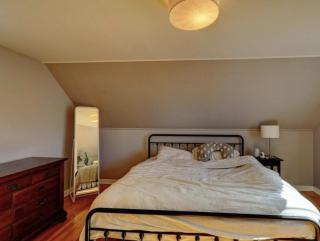 Eastwood Excellence - Edmonton - 1