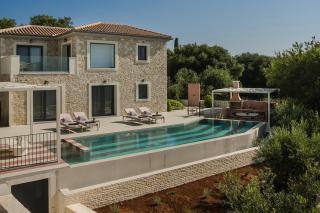 Majestic Stone Villa Sea View Pool - Andipáta Erísou - 9