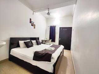 HOTEL ASHOKA AASHRAM AYODHYA Near Ram Janam Bhoomi With Fully Air Conditioning Rooms # Free Wi-Fi # Restaurant # Parking # Best Budget Homestay In Ayodhya - Ayodhya - 8