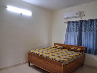 Shivay Pili Kothi - - 6
