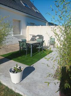 GRAND GITE MER ET CAMPAGNE AVEC DEUX LOGEMENTS INDEPENDANTS COMMUNIQUANTS 6 chambres 4 salles de bains - Férel - 8
