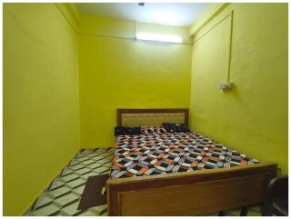 HOTEL SHREE MATE Near Shri Hanuman Garhi Mandir - Junction Railway Station - Fully Air Conditioned Room- A Top Rated Hotel - Ayodhya - 3