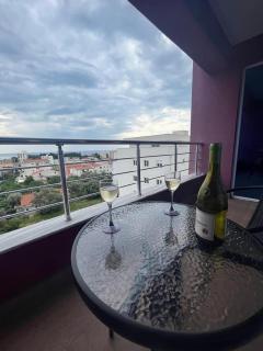 Sunny Nest - Bar - 6