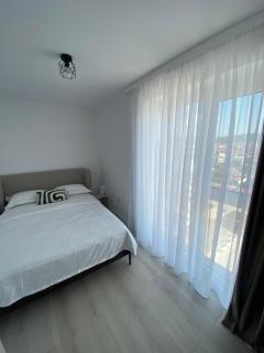 Home Away Bistrița - Văleni - 6